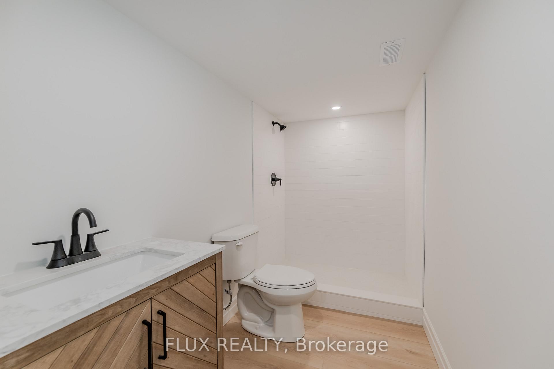 Photo 43 of 15 Shanley Street, Kitchener — HOMEH