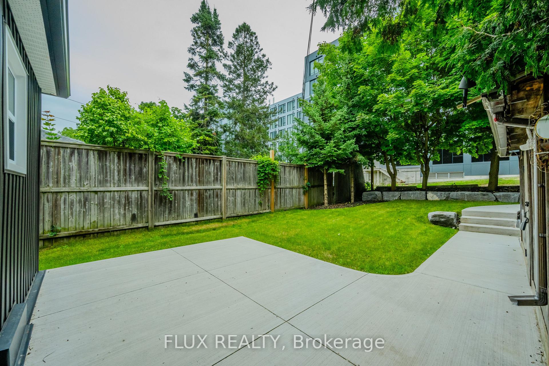 Photo 46 of 15 Shanley Street, Kitchener — HOMEH