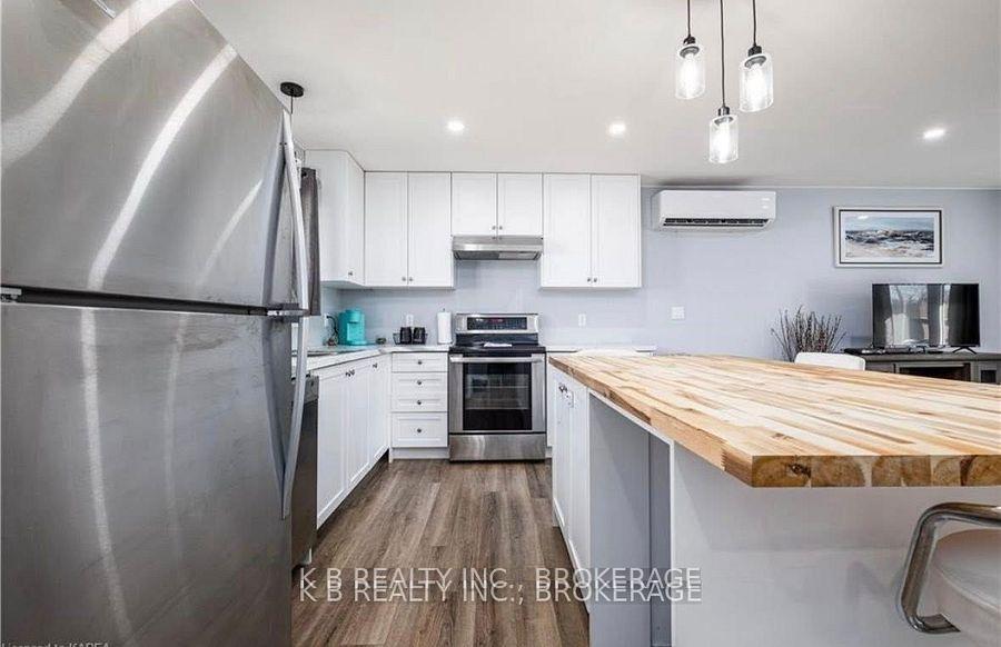Photo 5 of 172 Morenz Crescent, Kingston, Rideau — HOMEH