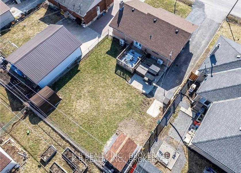 Photo 16 of 172 Morenz Crescent, Kingston, Rideau — HOMEH