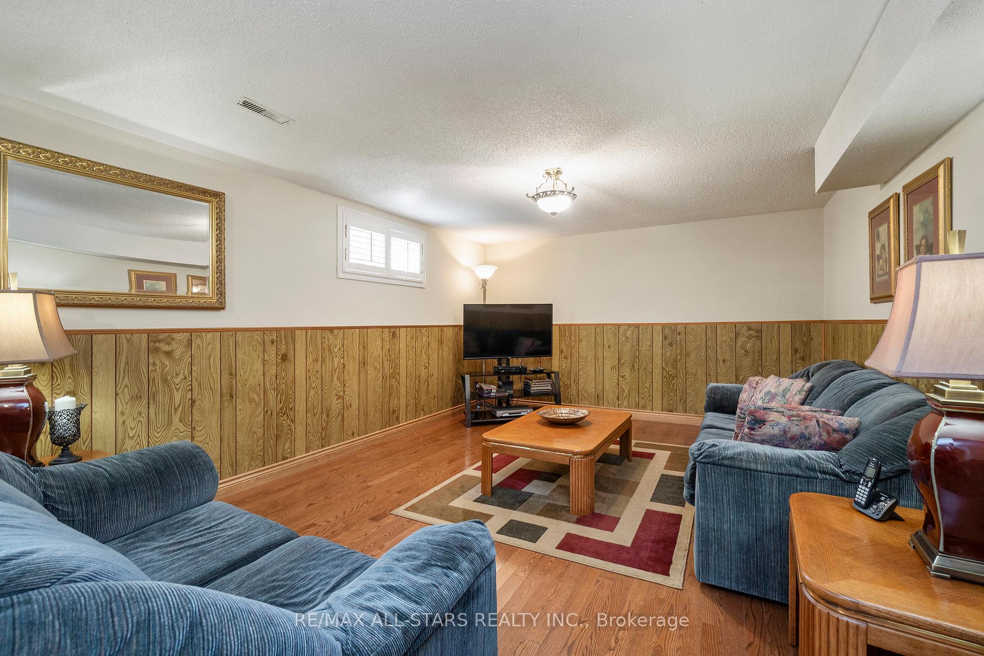 Photo 35 of 14 Barrington Crescent, Markham, Milliken Mills West — HOMEH