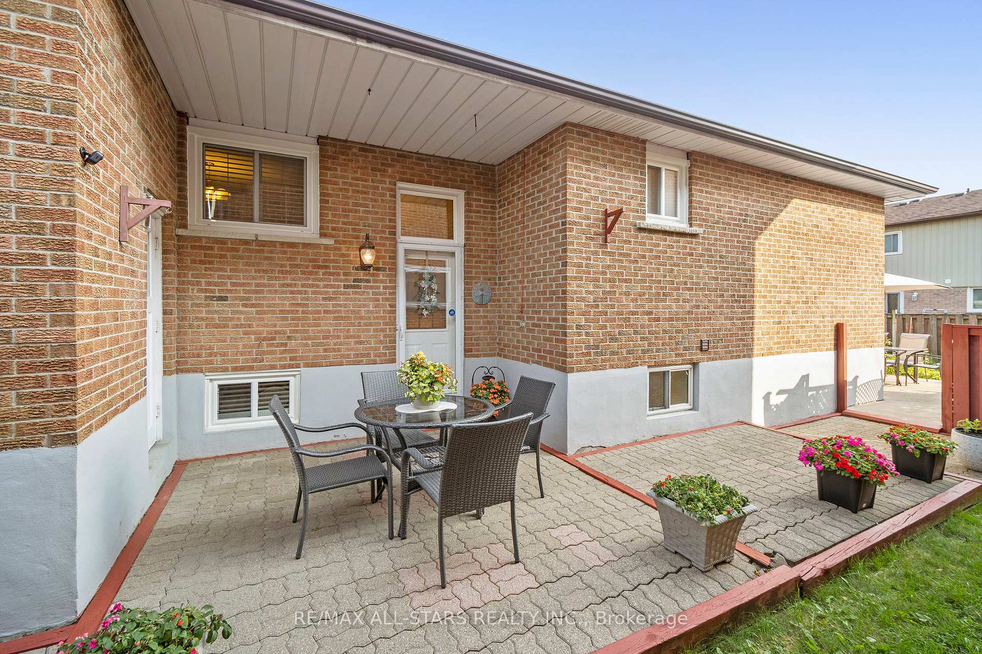 Photo 41 of 14 Barrington Crescent, Markham, Milliken Mills West — HOMEH