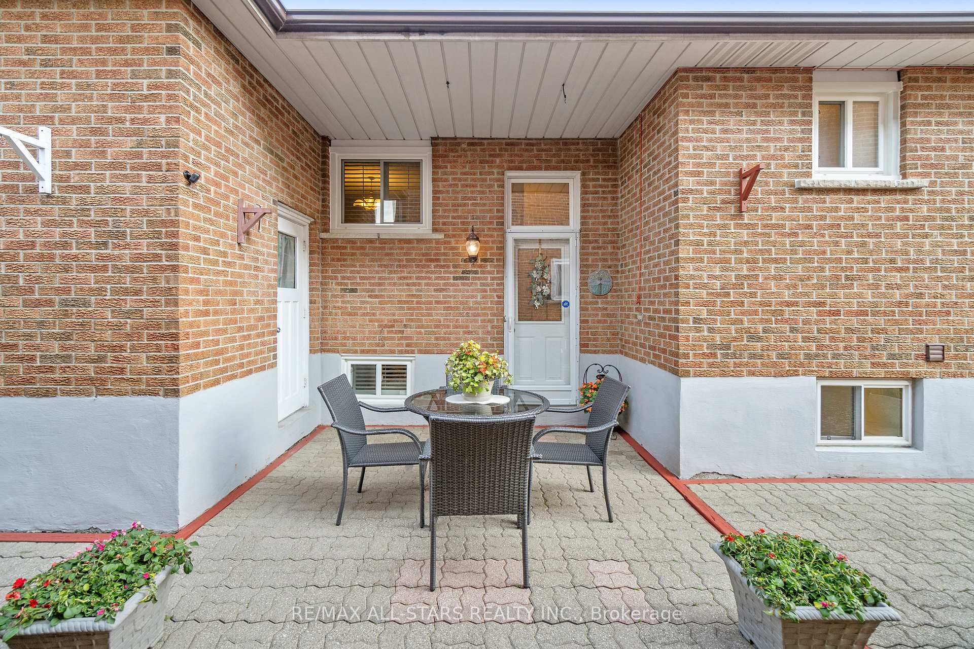 Photo 42 of 14 Barrington Crescent, Markham, Milliken Mills West — HOMEH