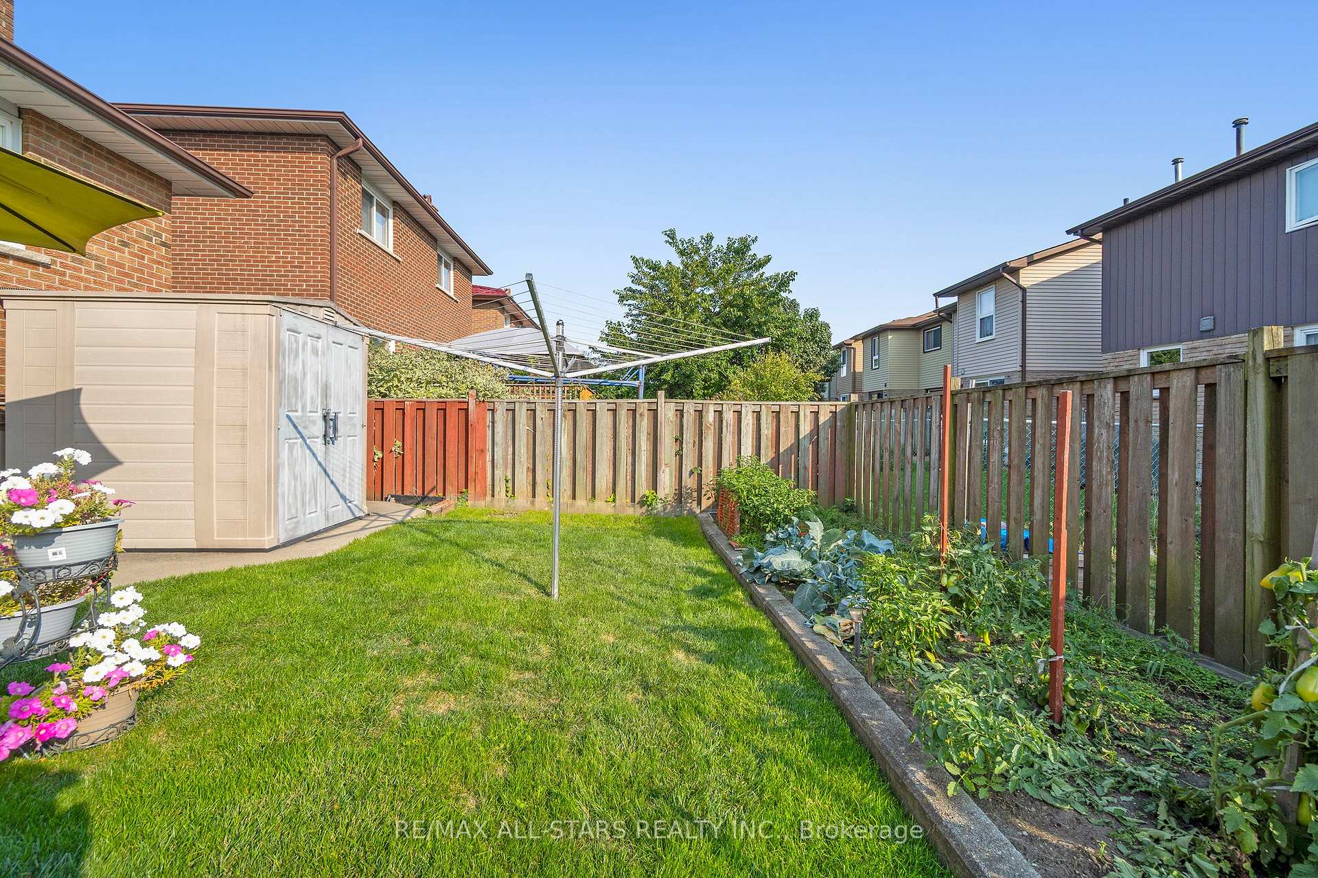 Photo 46 of 14 Barrington Crescent, Markham, Milliken Mills West — HOMEH