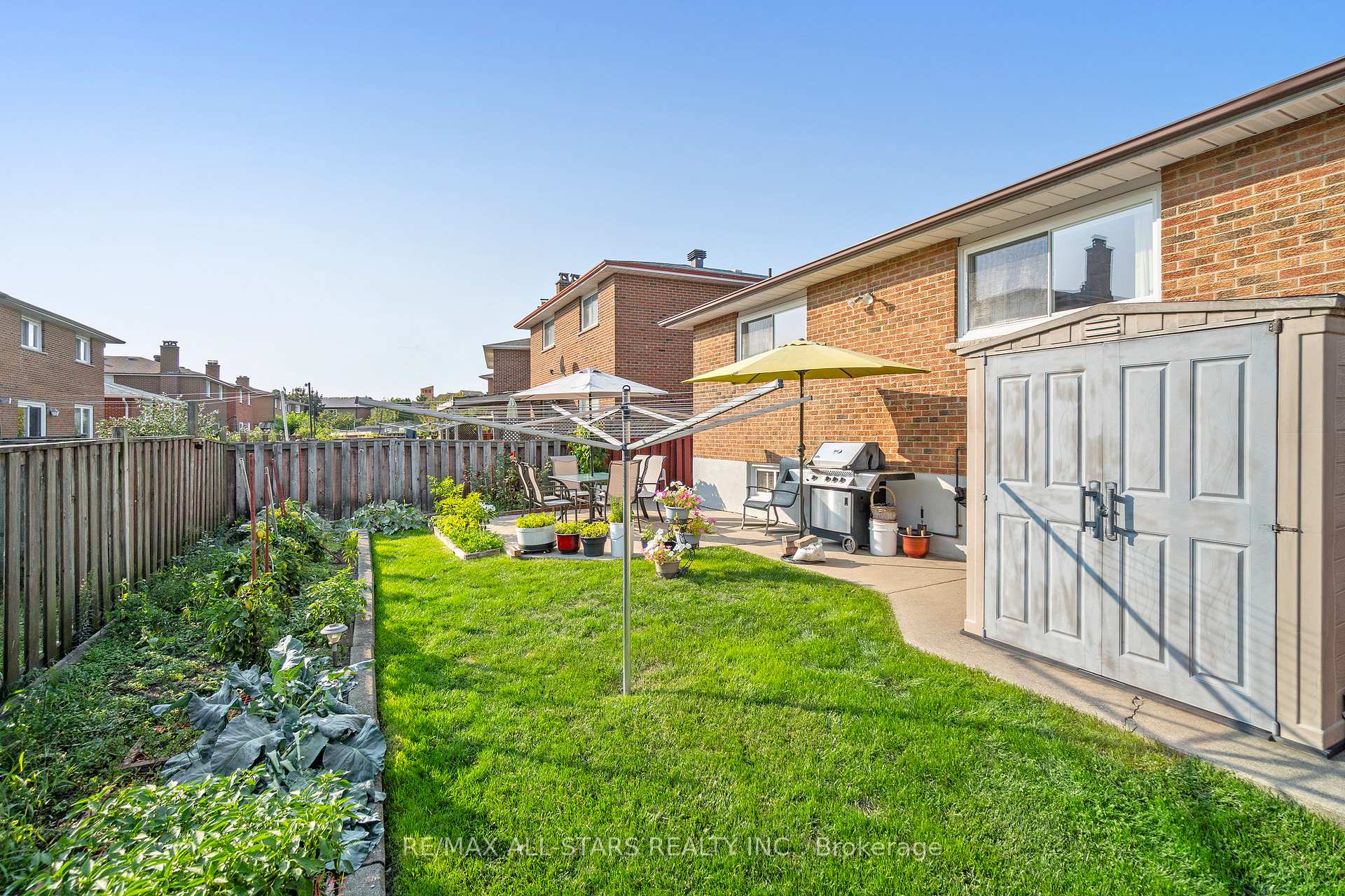 Photo 47 of 14 Barrington Crescent, Markham, Milliken Mills West — HOMEH