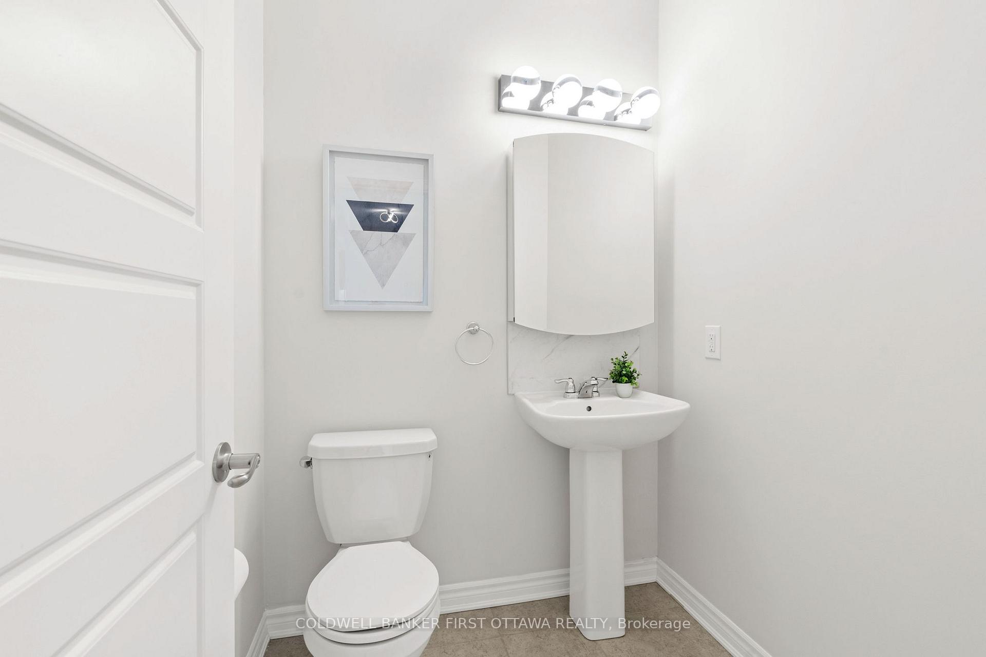 Photo 11 of 660 Continental Avenue, Ottawa, Kanata - Emerald Meadows/Trailwest — HOMEH