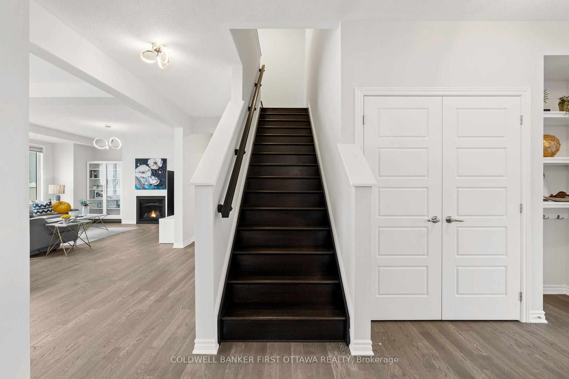 Photo 12 of 660 Continental Avenue, Ottawa, Kanata - Emerald Meadows/Trailwest — HOMEH