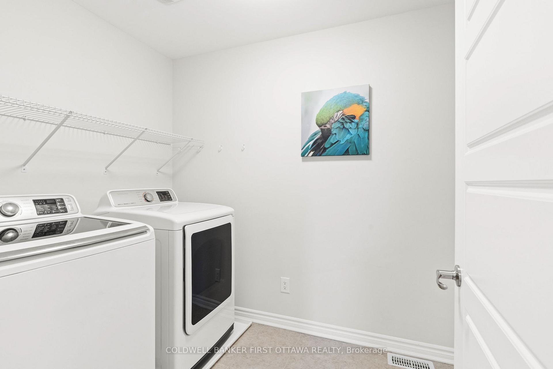 Photo 15 of 660 Continental Avenue, Ottawa, Kanata - Emerald Meadows/Trailwest — HOMEH