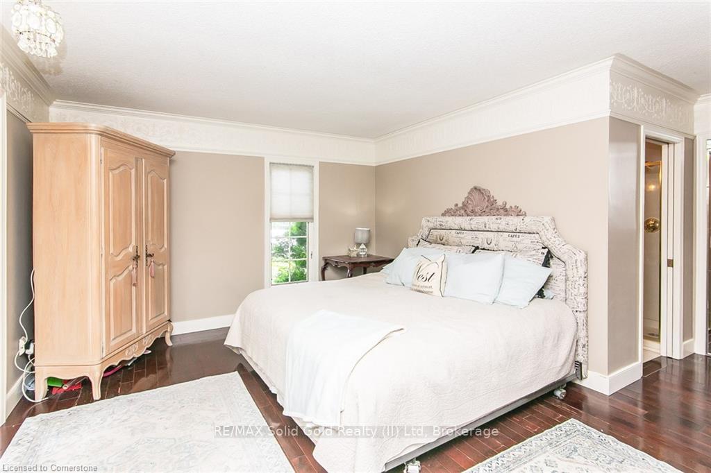 Photo 17 of 65 Edgehill Drive, Kitchener — HOMEH