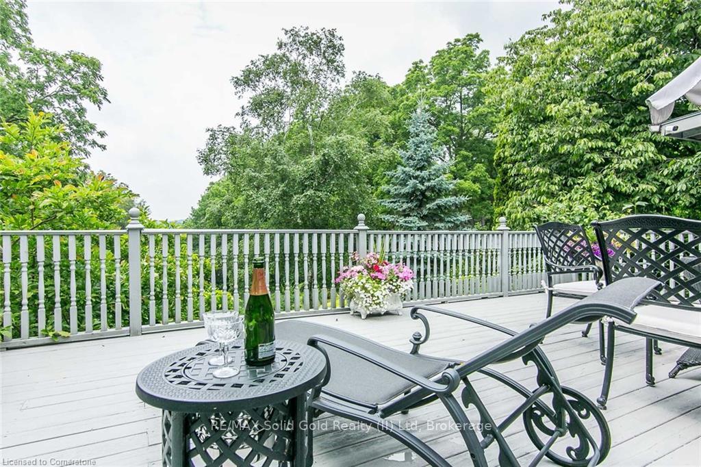 Photo 39 of 65 Edgehill Drive, Kitchener — HOMEH