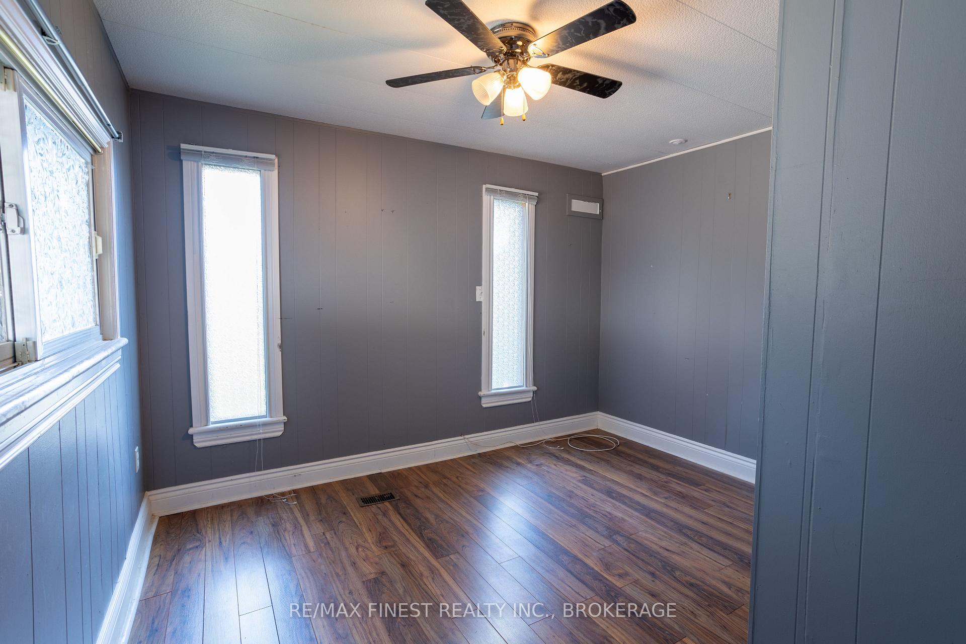 Photo 10 of 104 Worthington Way, Kingston, Rideau — HOMEH
