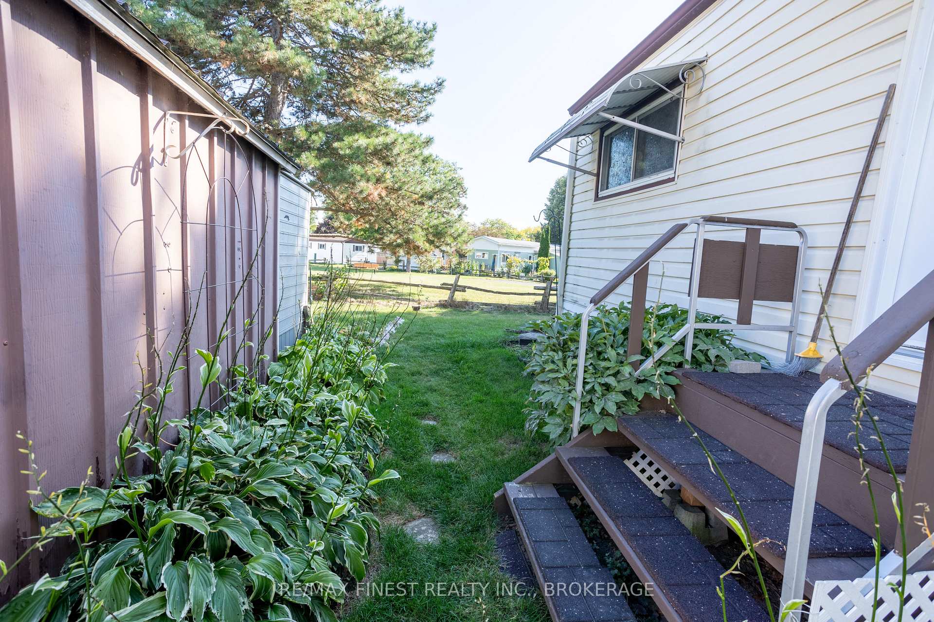Photo 12 of 104 Worthington Way, Kingston, Rideau — HOMEH