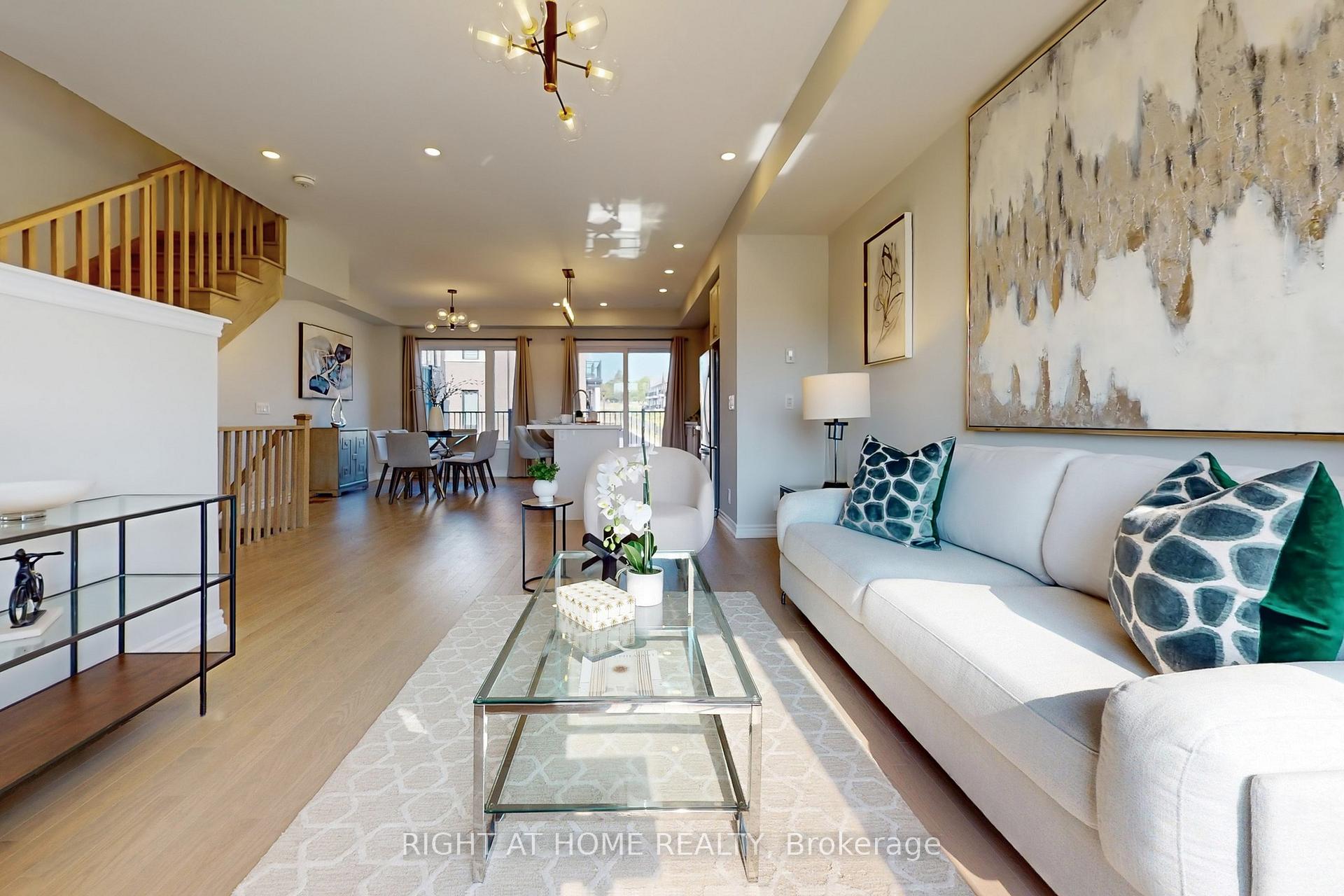 Photo 4 of 99 Yorkton Boulevard, Markham, Angus Glen — HOMEH