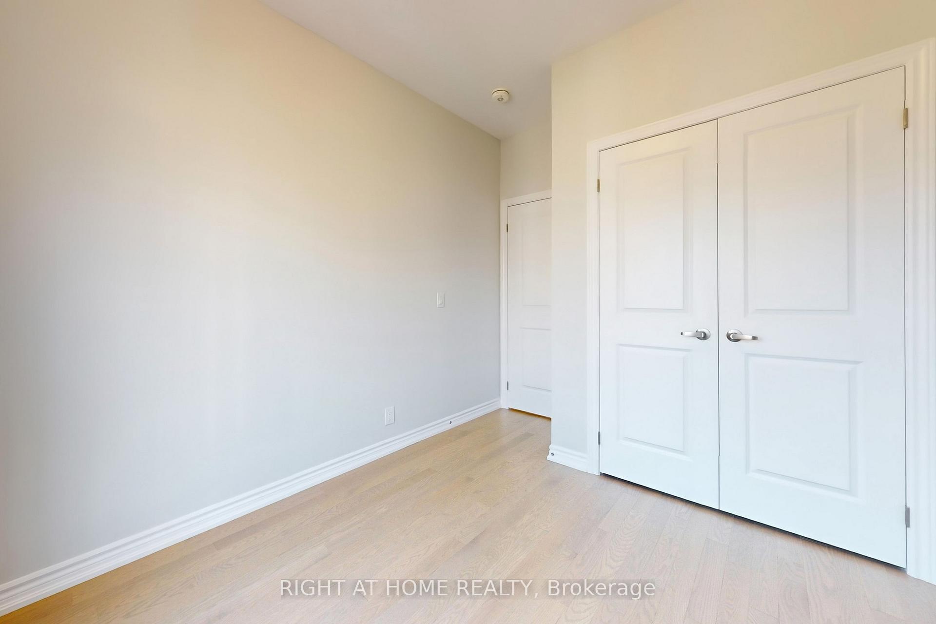 Photo 32 of 99 Yorkton Boulevard, Markham, Angus Glen — HOMEH