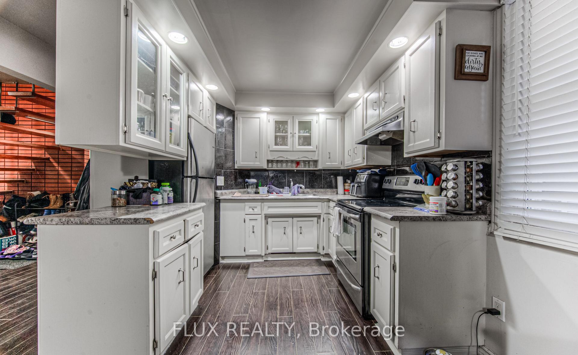 Photo 11 of 119 Walker Street, Kitchener — HOMEH