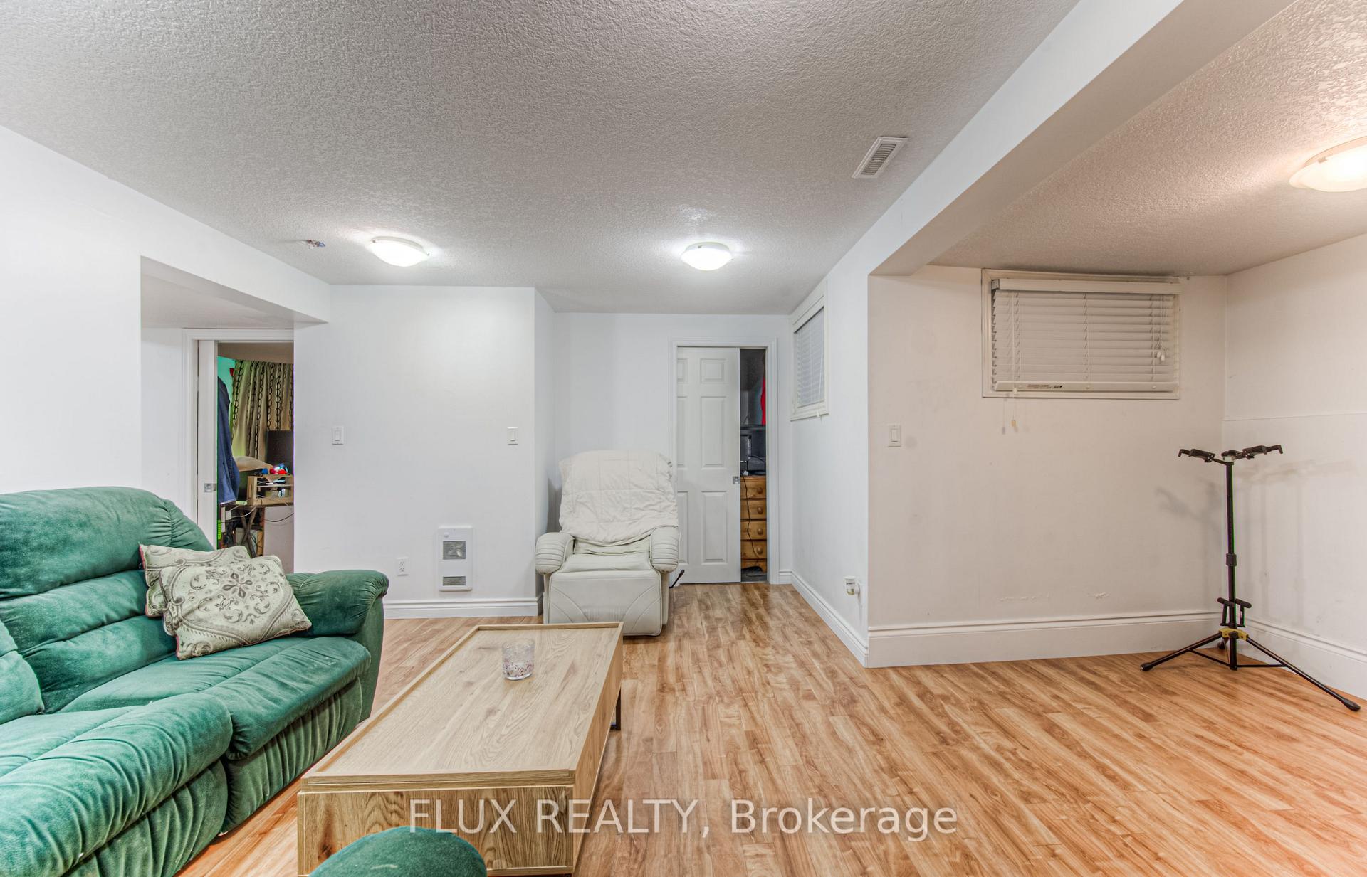 Photo 24 of 119 Walker Street, Kitchener — HOMEH