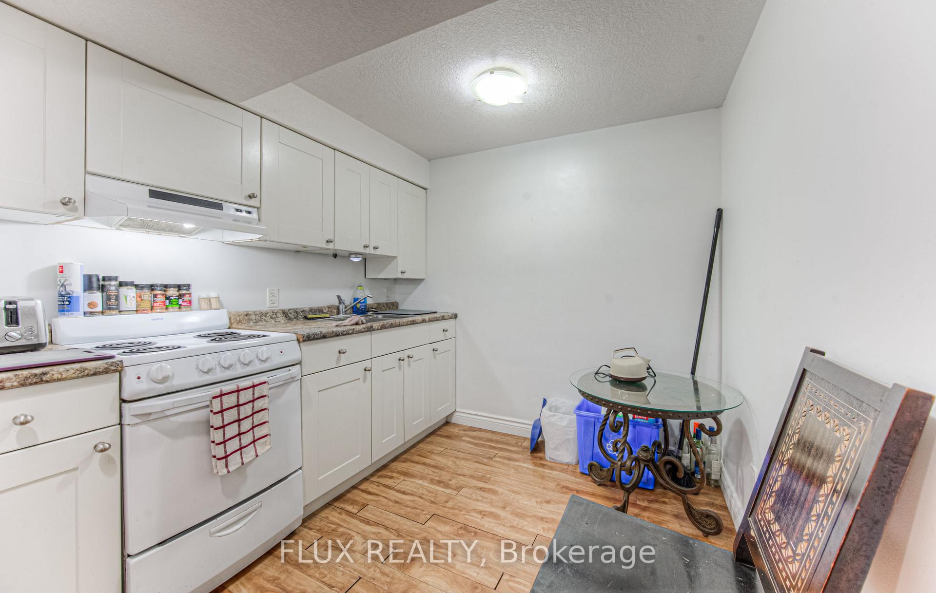 Photo 31 of 119 Walker Street, Kitchener — HOMEH