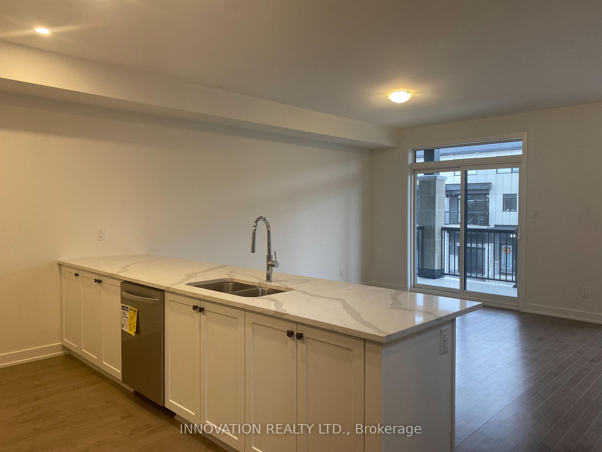 Photo 7 of 71 Arinto Place, Ottawa, Kanata - Emerald Meadows/Trailwest — HOMEH