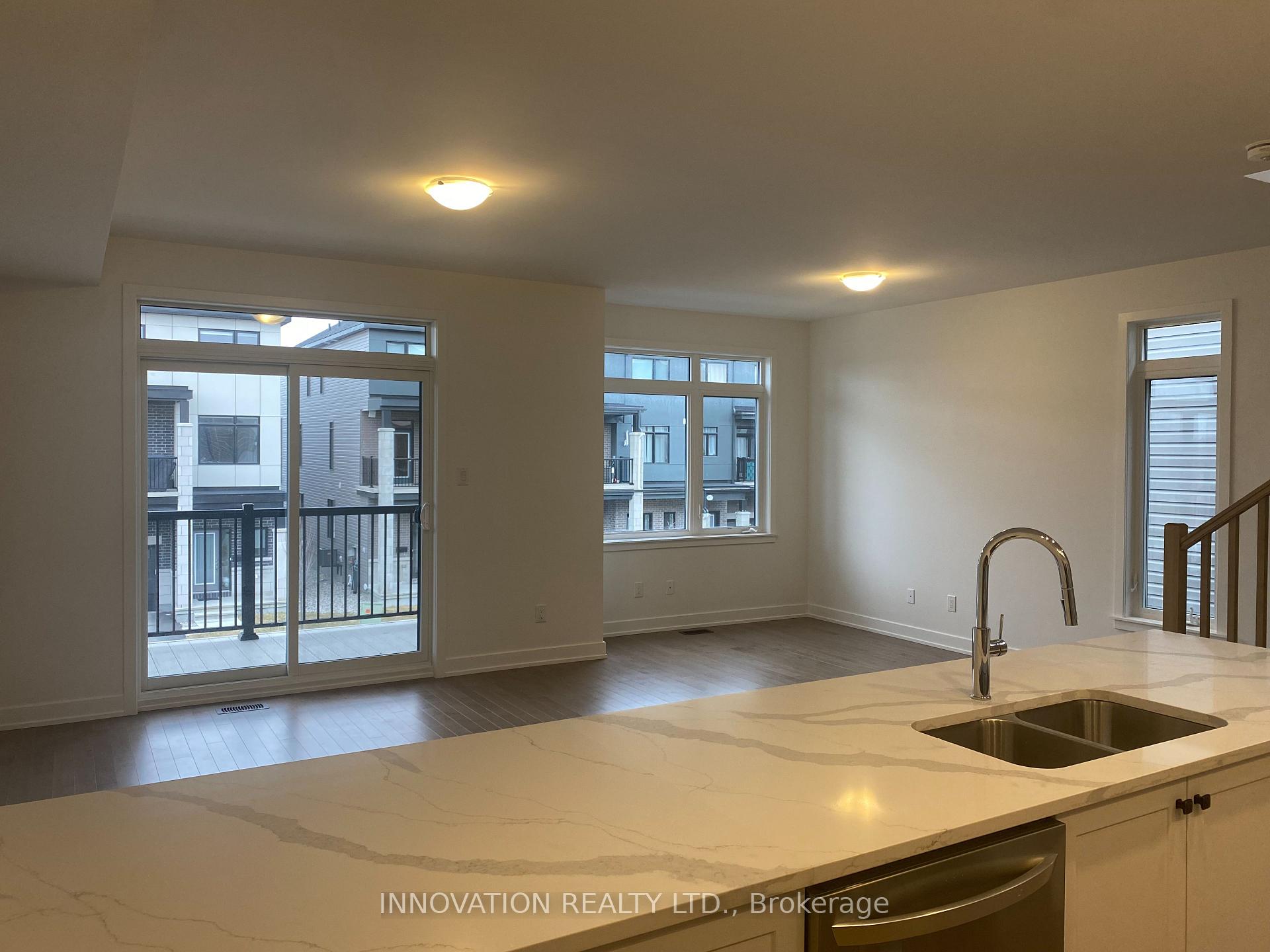 Photo 8 of 71 Arinto Place, Ottawa, Kanata - Emerald Meadows/Trailwest — HOMEH