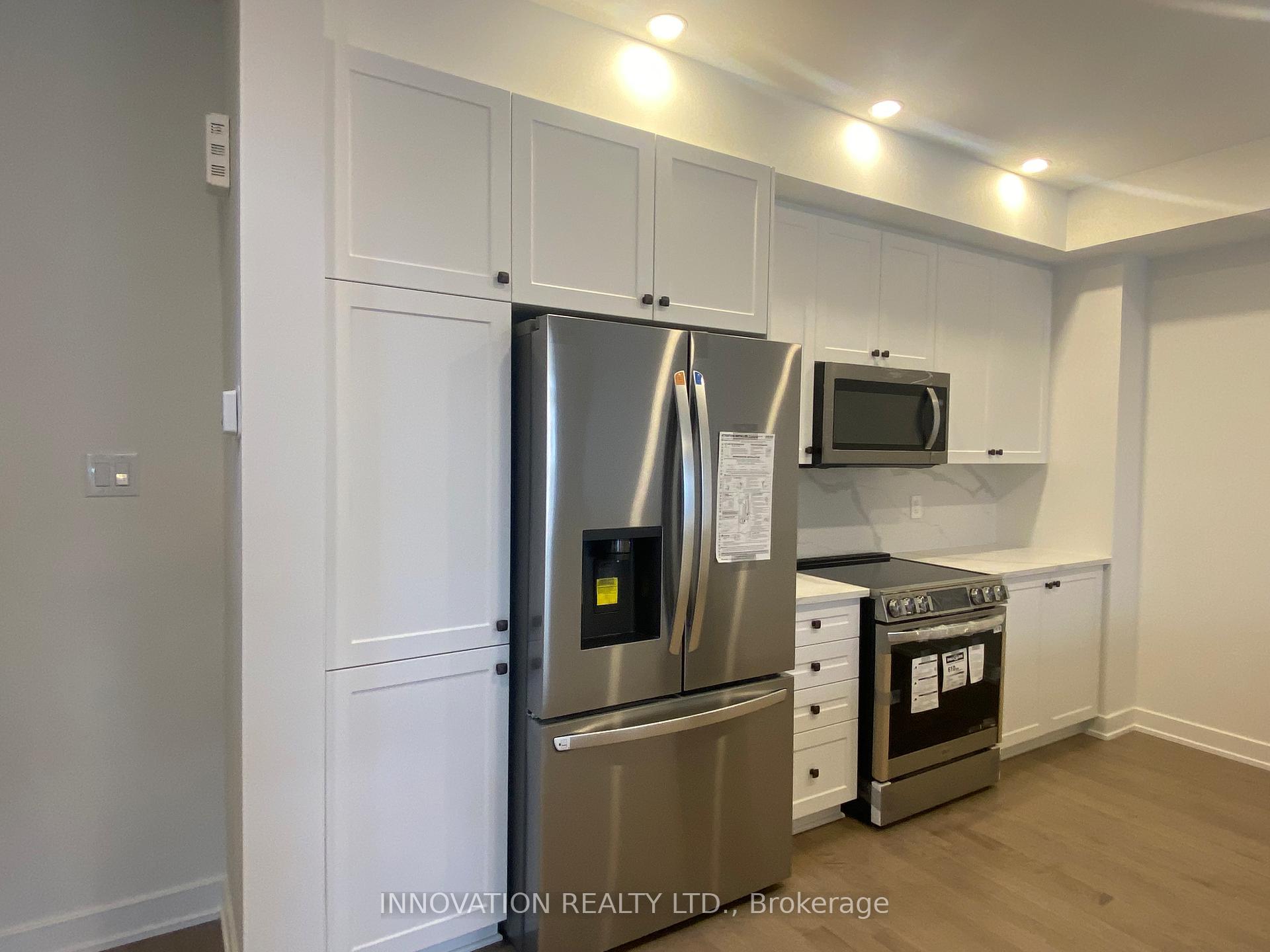 Photo 13 of 71 Arinto Place, Ottawa, Kanata - Emerald Meadows/Trailwest — HOMEH