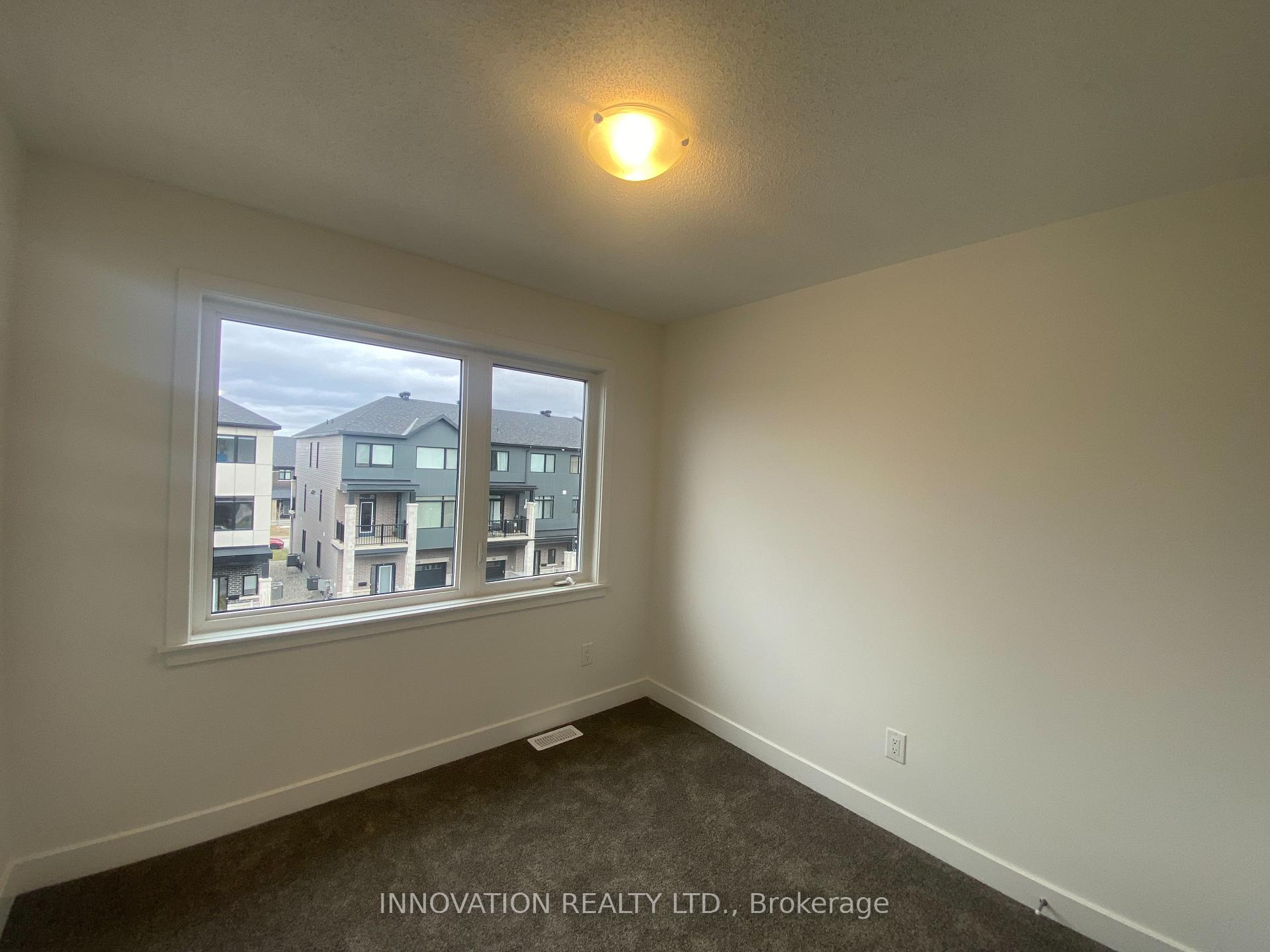 Photo 27 of 71 Arinto Place, Ottawa, Kanata - Emerald Meadows/Trailwest — HOMEH