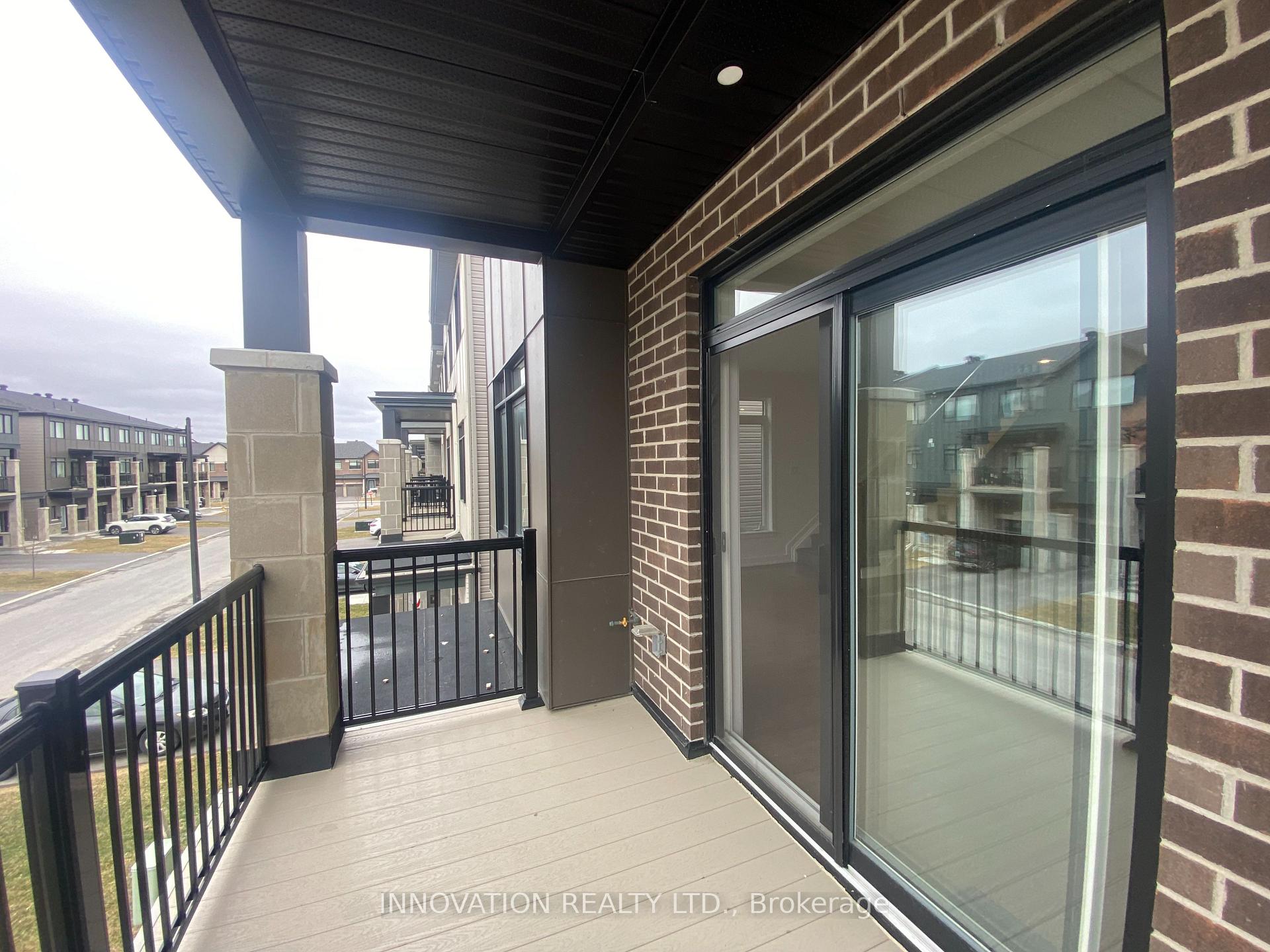 Photo 33 of 71 Arinto Place, Ottawa, Kanata - Emerald Meadows/Trailwest — HOMEH