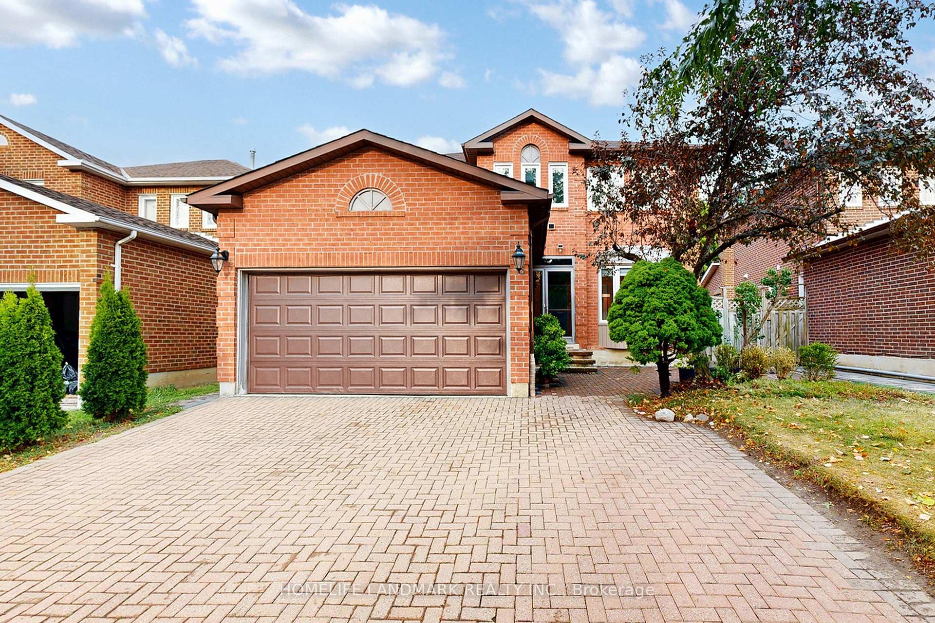 Photo 1 of 15 Hollingham Road, Markham, Unionville — HOMEH