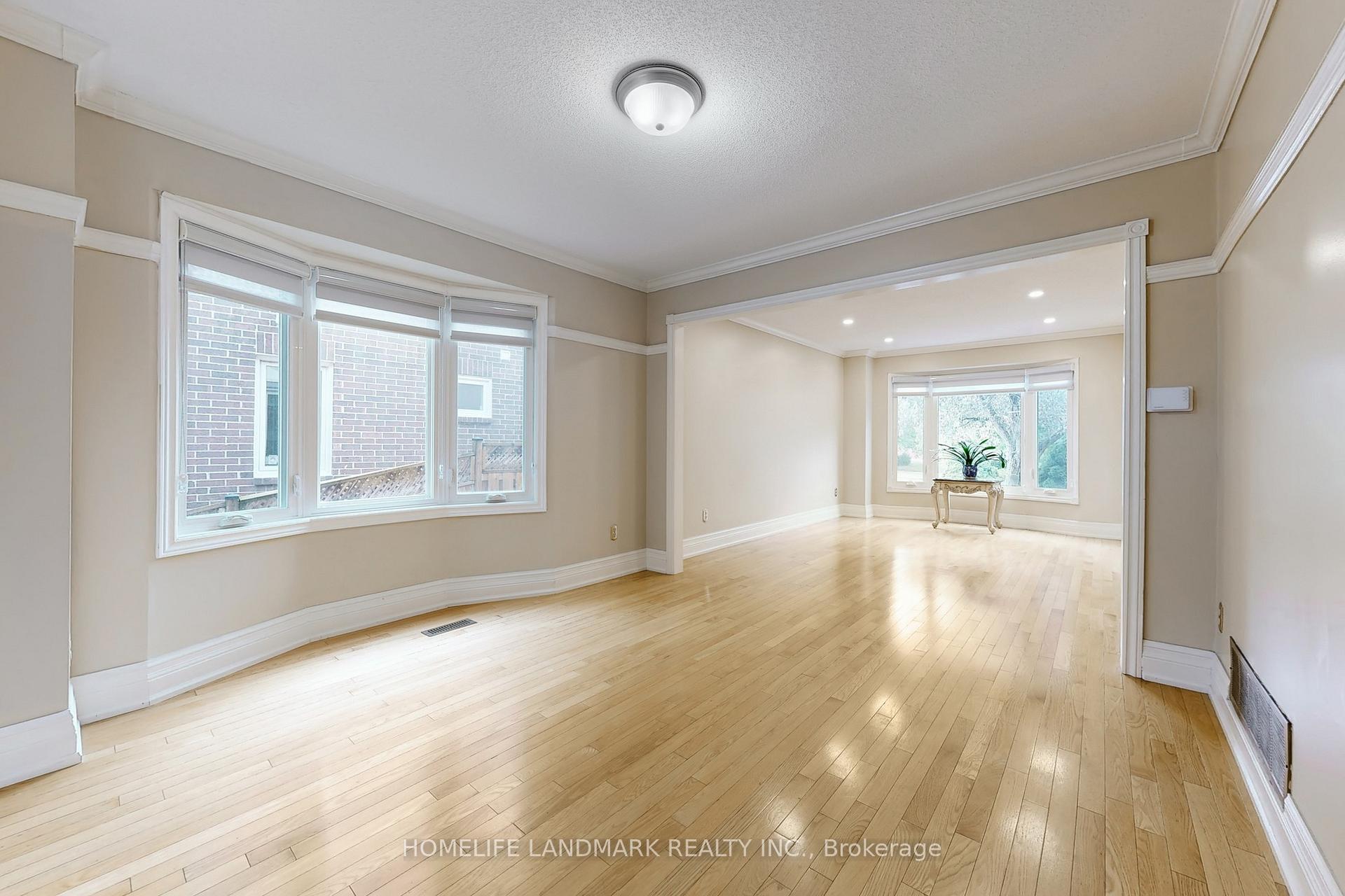 Photo 10 of 15 Hollingham Road, Markham, Unionville — HOMEH