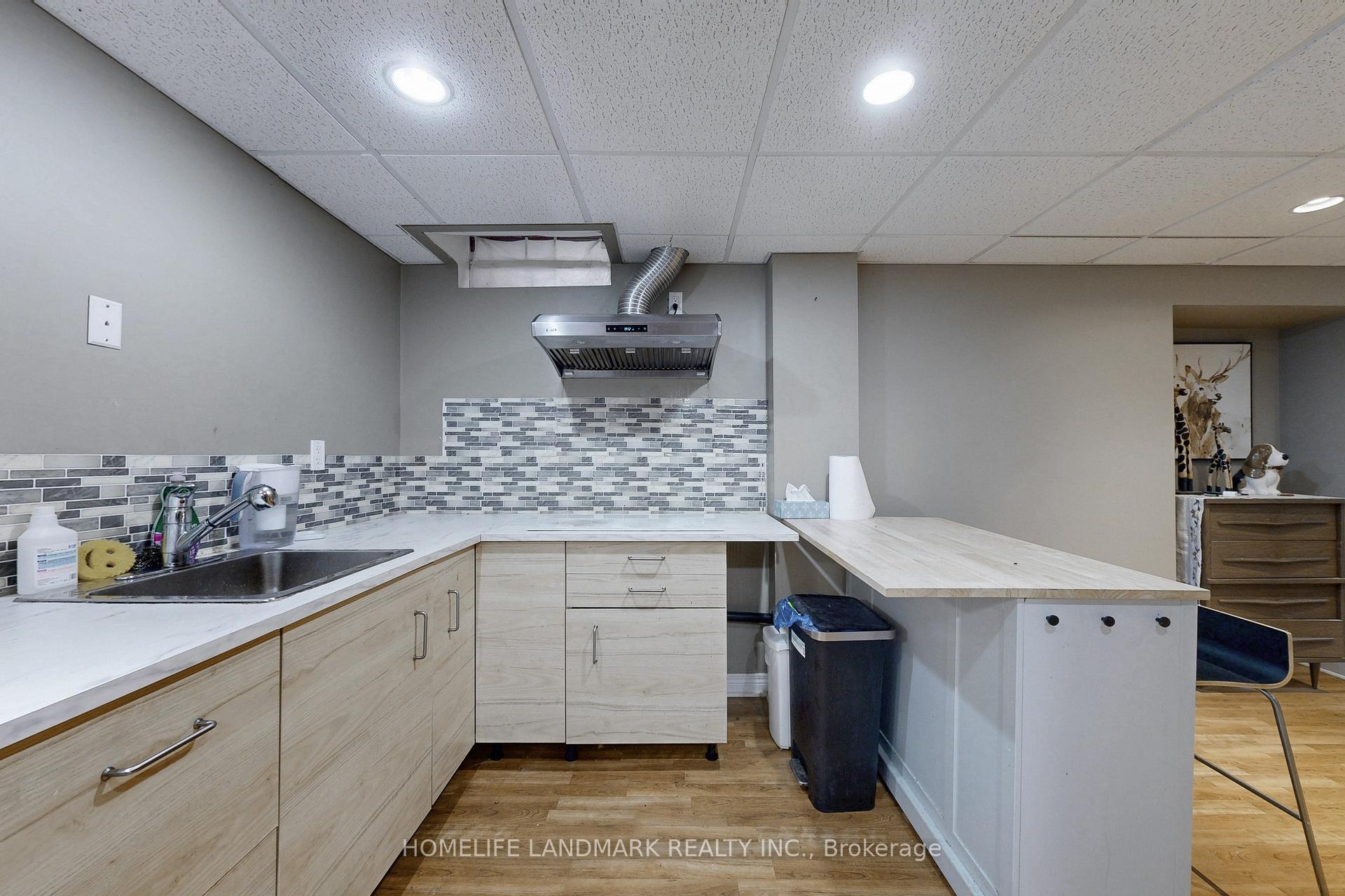 Photo 39 of 15 Hollingham Road, Markham, Unionville — HOMEH