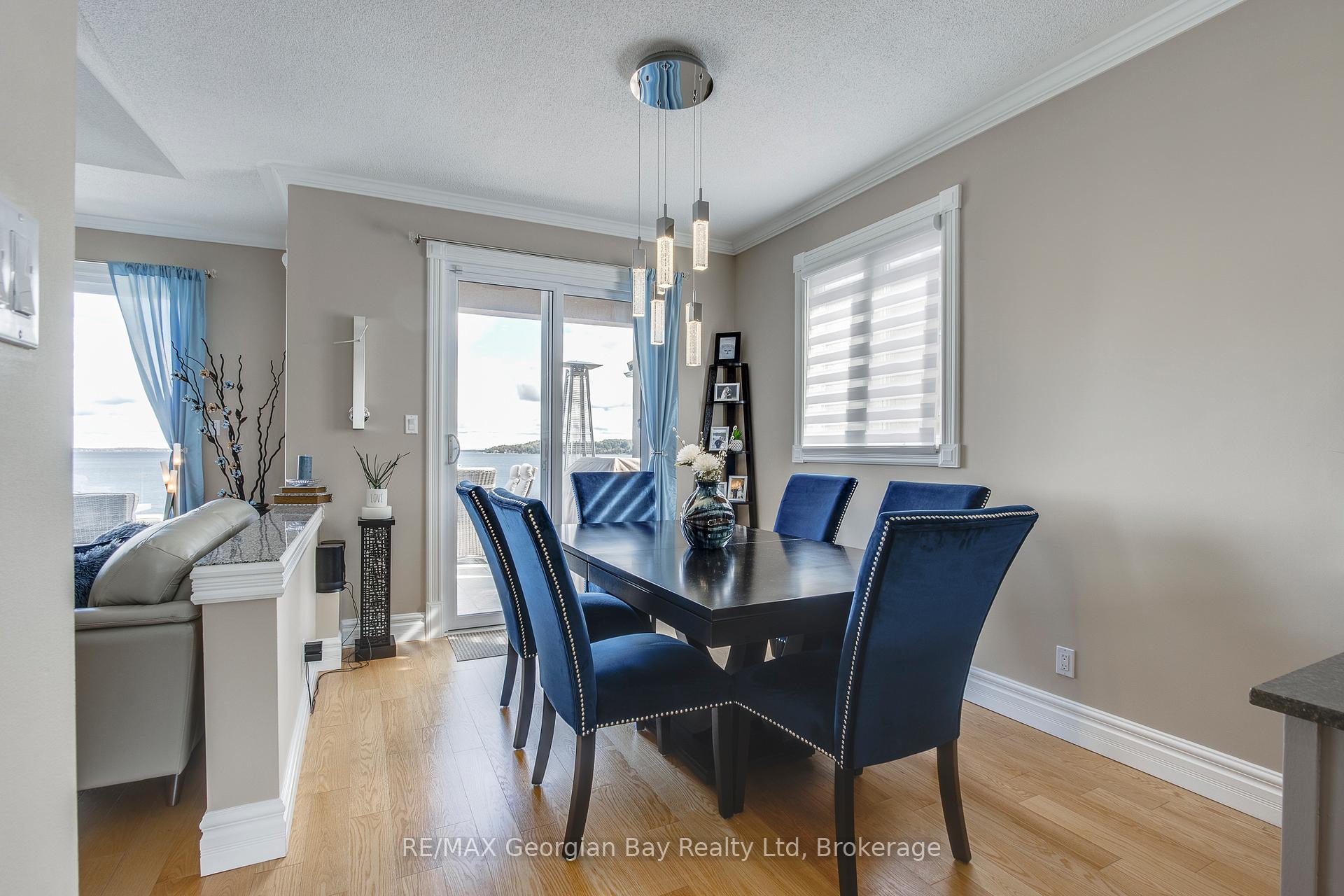 Photo 10 of 337 Aberdeen Boulevard, Midland — HOMEH