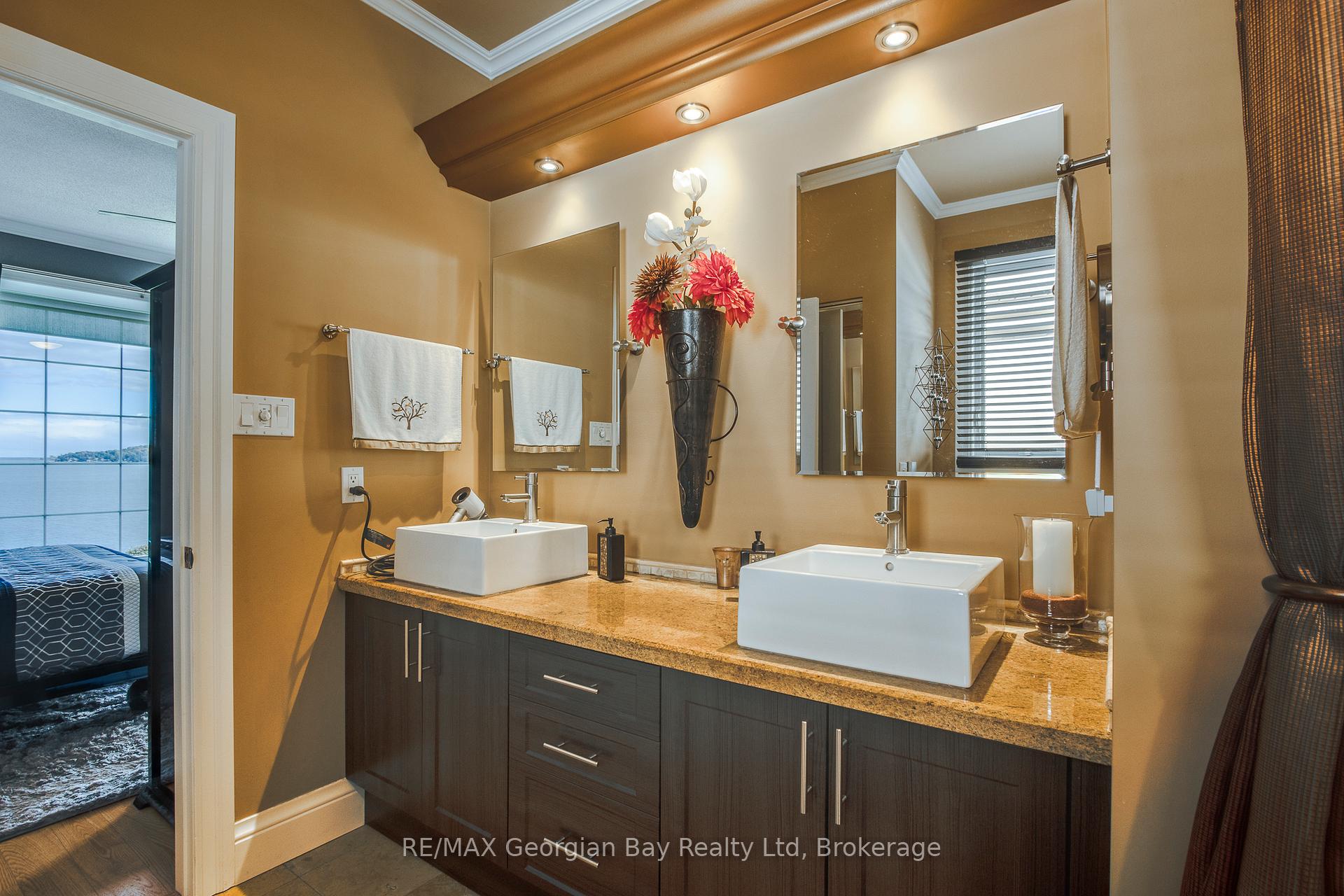 Photo 18 of 337 Aberdeen Boulevard, Midland — HOMEH