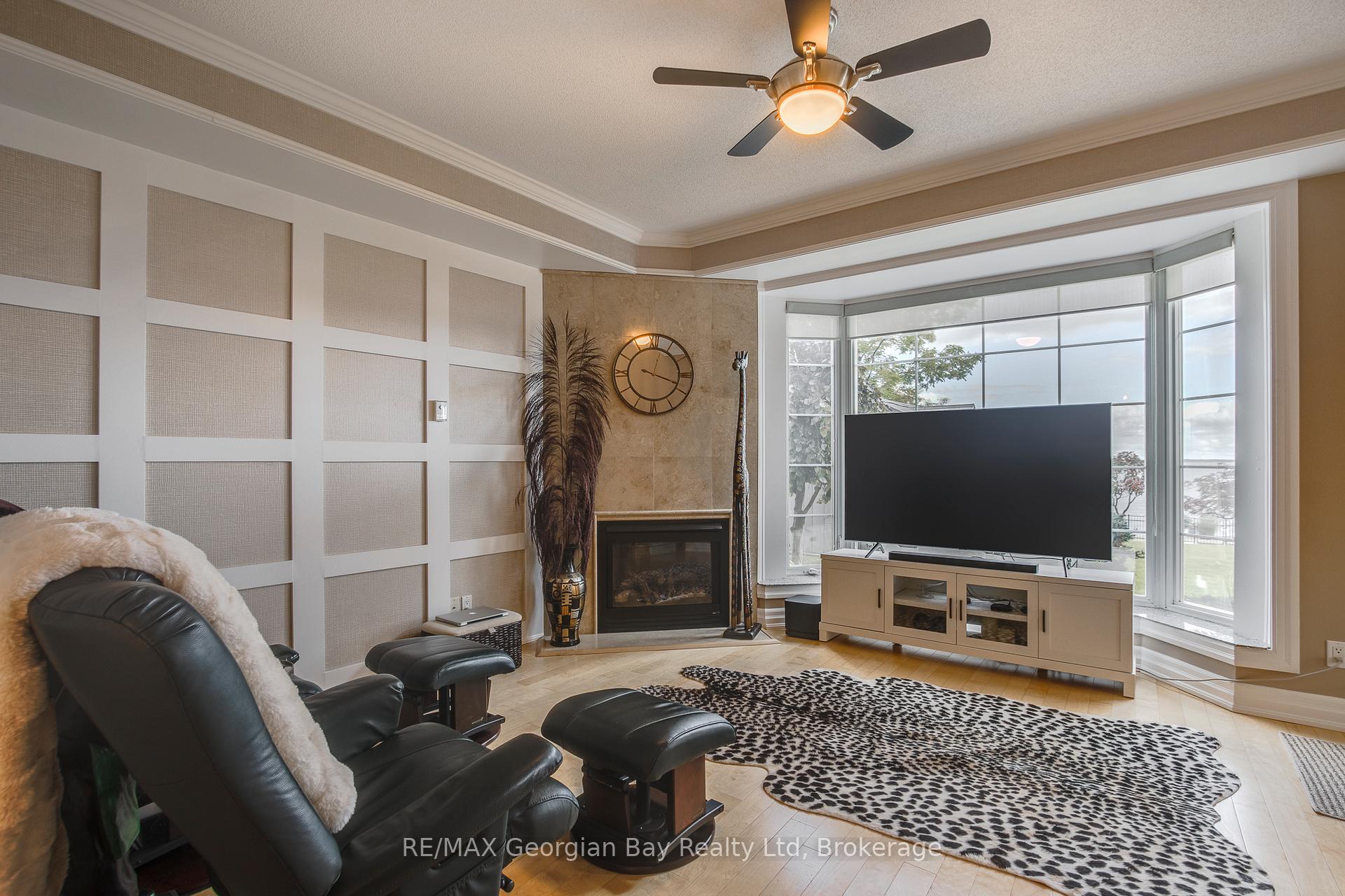 Photo 20 of 337 Aberdeen Boulevard, Midland — HOMEH