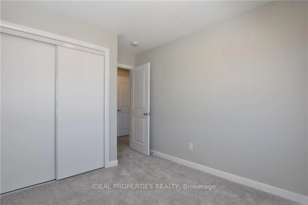 Photo 12 of 524 Silvertip Lane, Ottawa, Kanata - Kanata Lakes/Heritage Hills — HOMEH