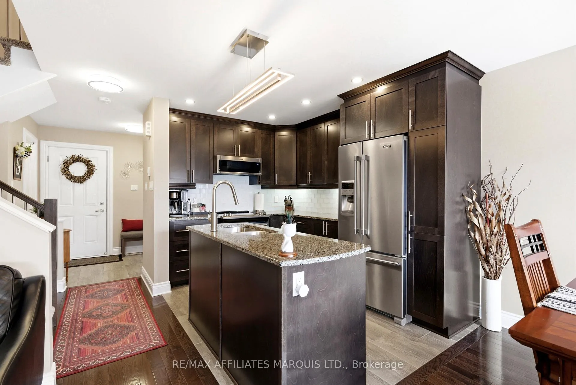 Photo 3 of 1118 Clement Court, Cornwall — HOMEH