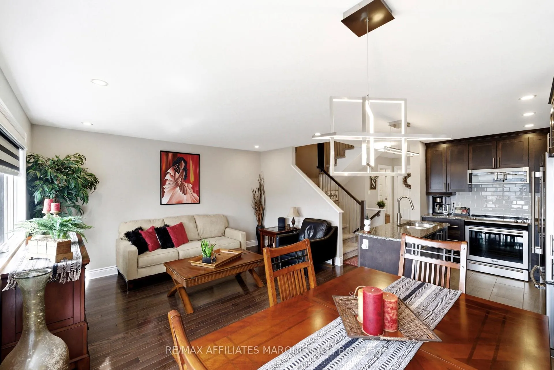 Photo 9 of 1118 Clement Court, Cornwall — HOMEH