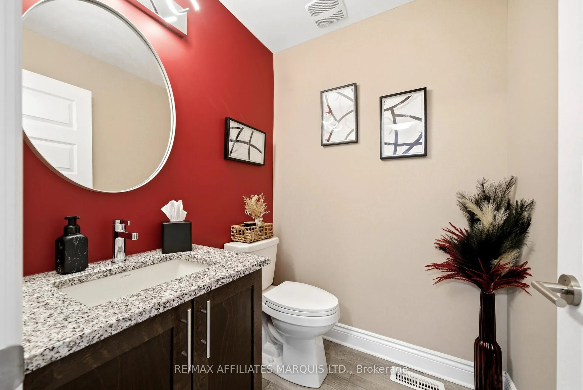 Photo 14 of 1118 Clement Court, Cornwall — HOMEH