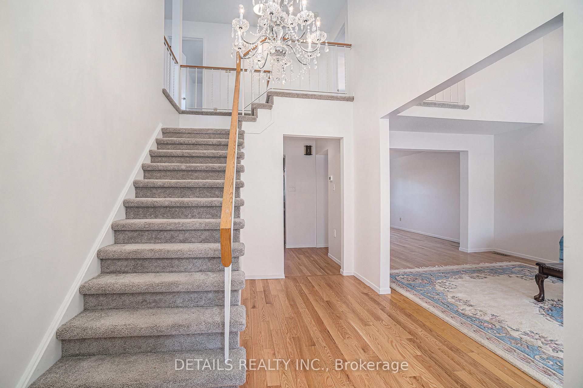 Photo 4 of 230 Equestrian Drive, Ottawa, Kanata - Bridlewood — HOMEH