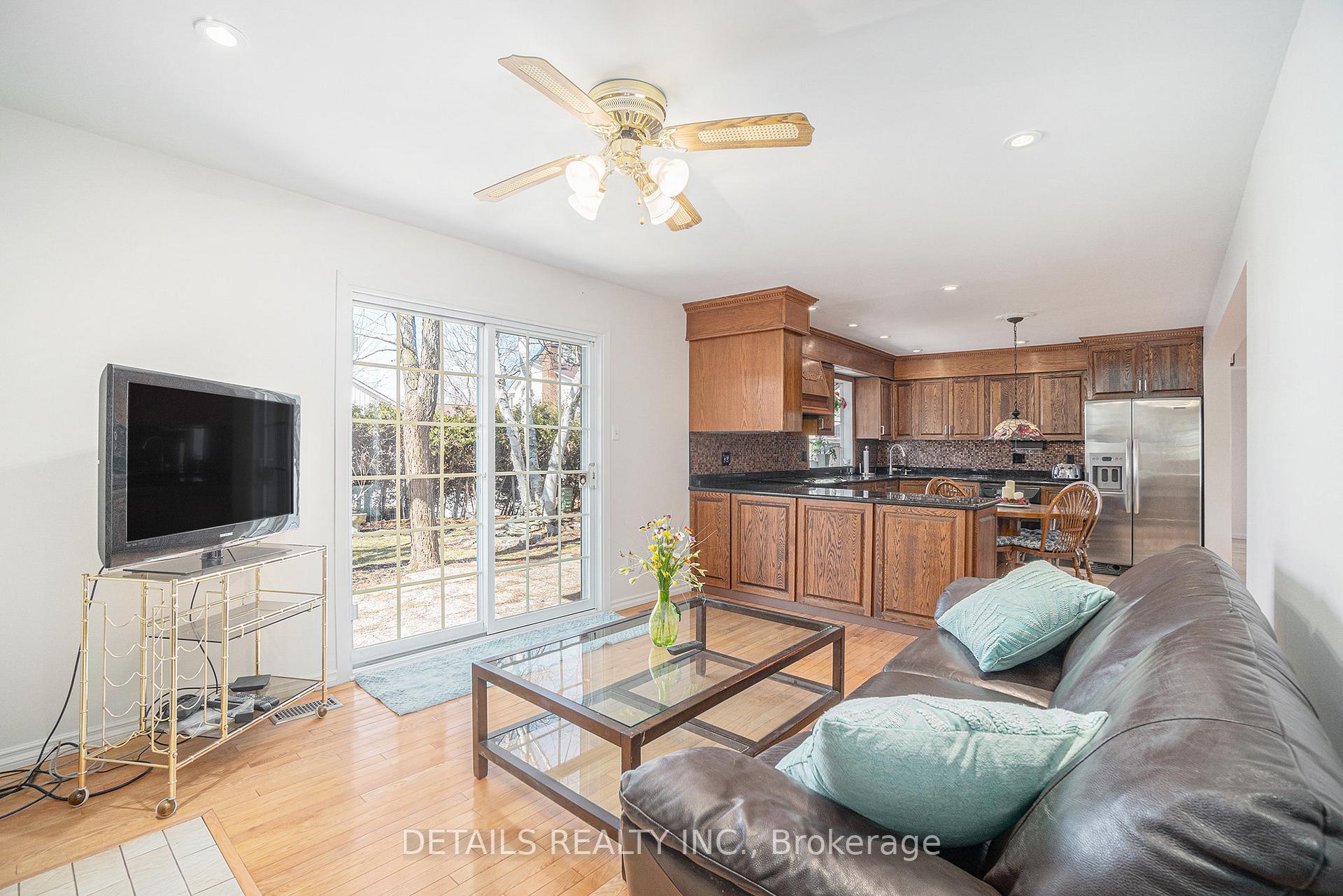Photo 13 of 230 Equestrian Drive, Ottawa, Kanata - Bridlewood — HOMEH