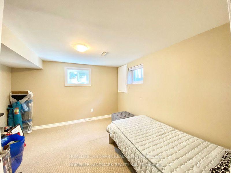 Photo 32 of 23 Apple Orchard Path, Markham, Royal Orchard — HOMEH