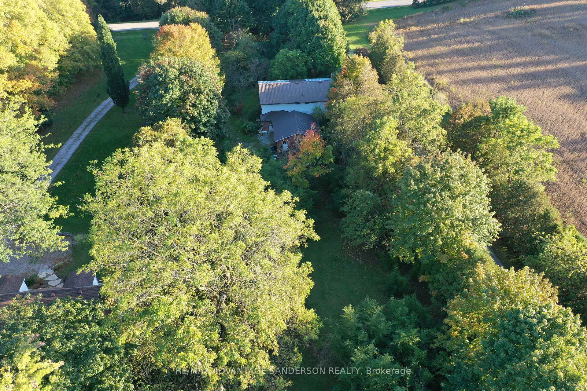 Photo 6 of 14482 Eight Mile Road, Middlesex Centre, Rural Middlesex Centre — HOMEH