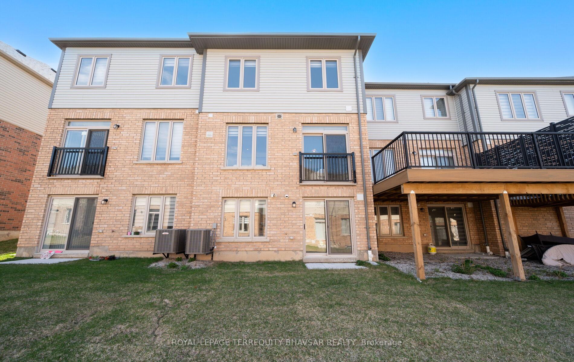 Photo 3 of 81 Grassbourne Avenue, Kitchener — HOMEH