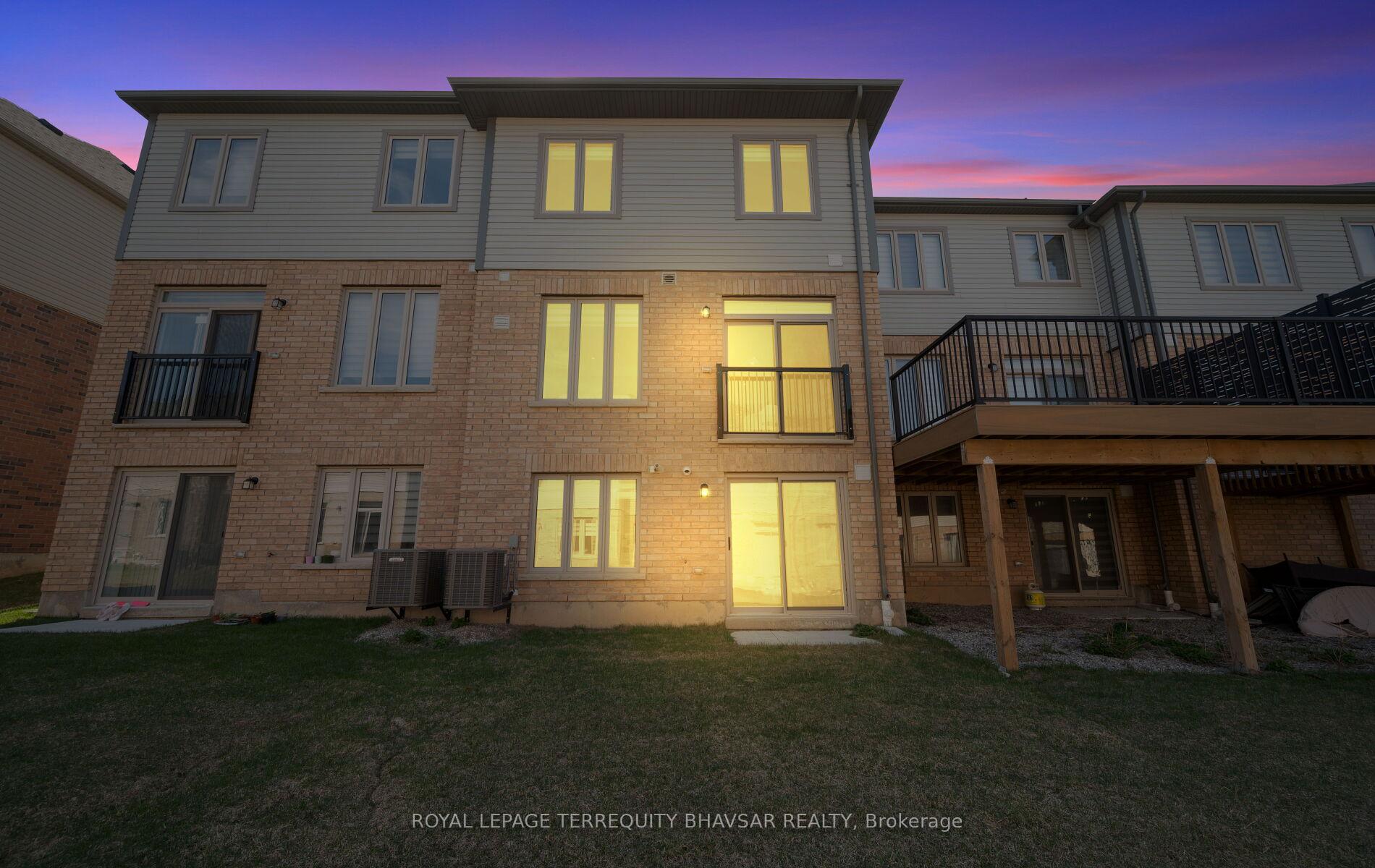 Photo 4 of 81 Grassbourne Avenue, Kitchener — HOMEH