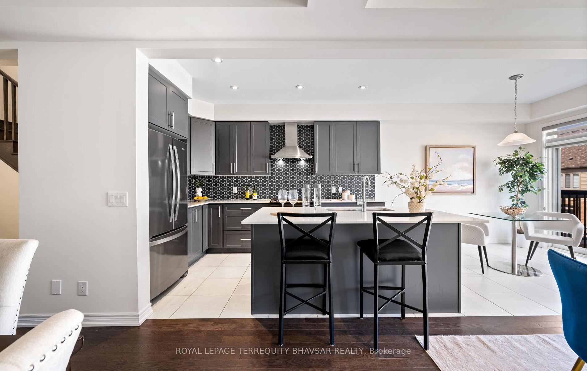 Photo 19 of 81 Grassbourne Avenue, Kitchener — HOMEH