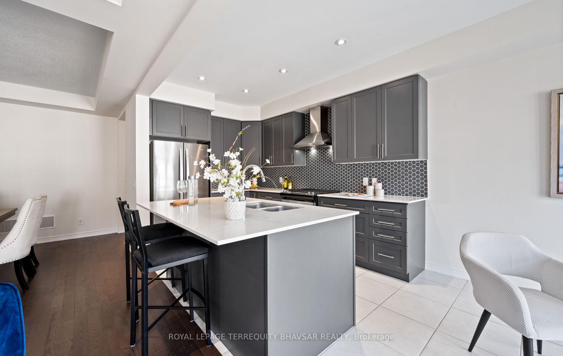 Photo 21 of 81 Grassbourne Avenue, Kitchener — HOMEH