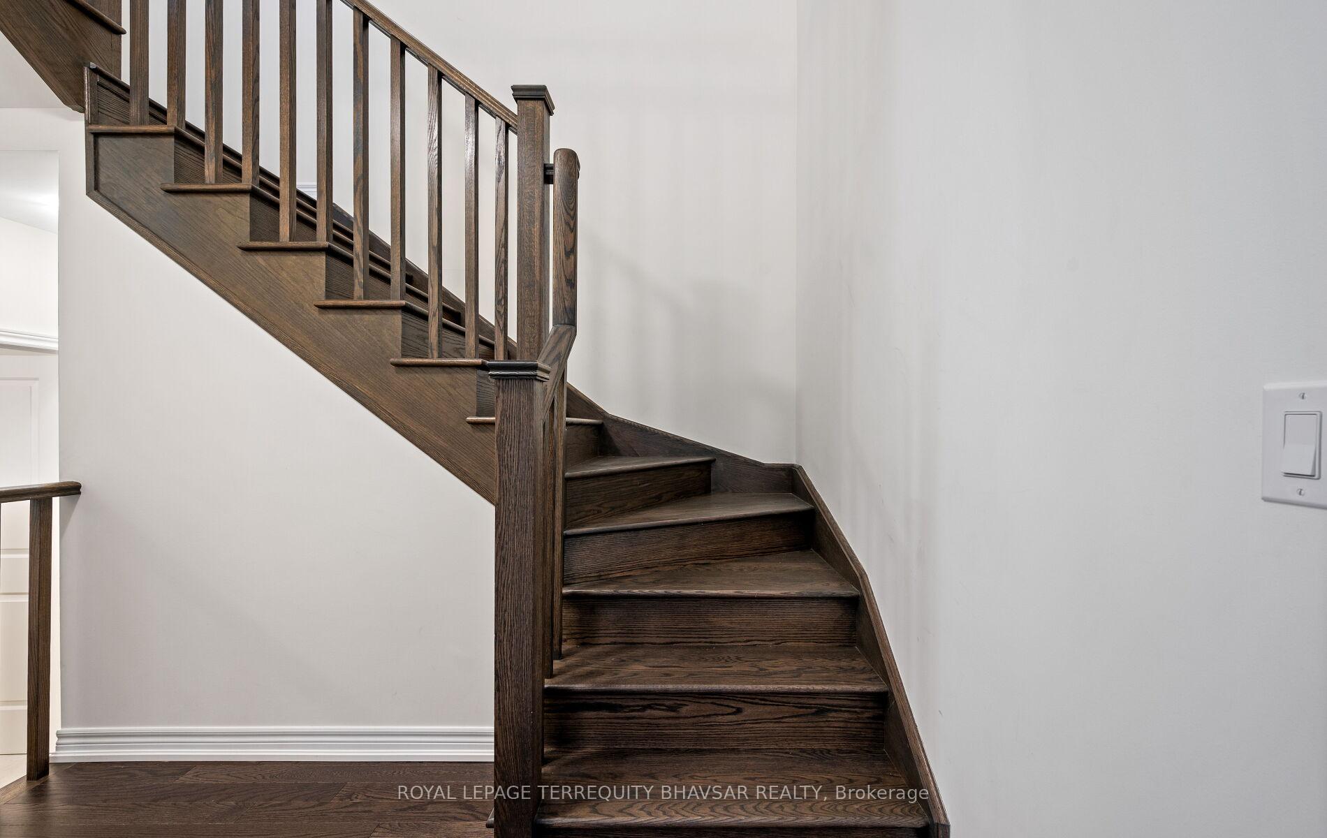 Photo 25 of 81 Grassbourne Avenue, Kitchener — HOMEH