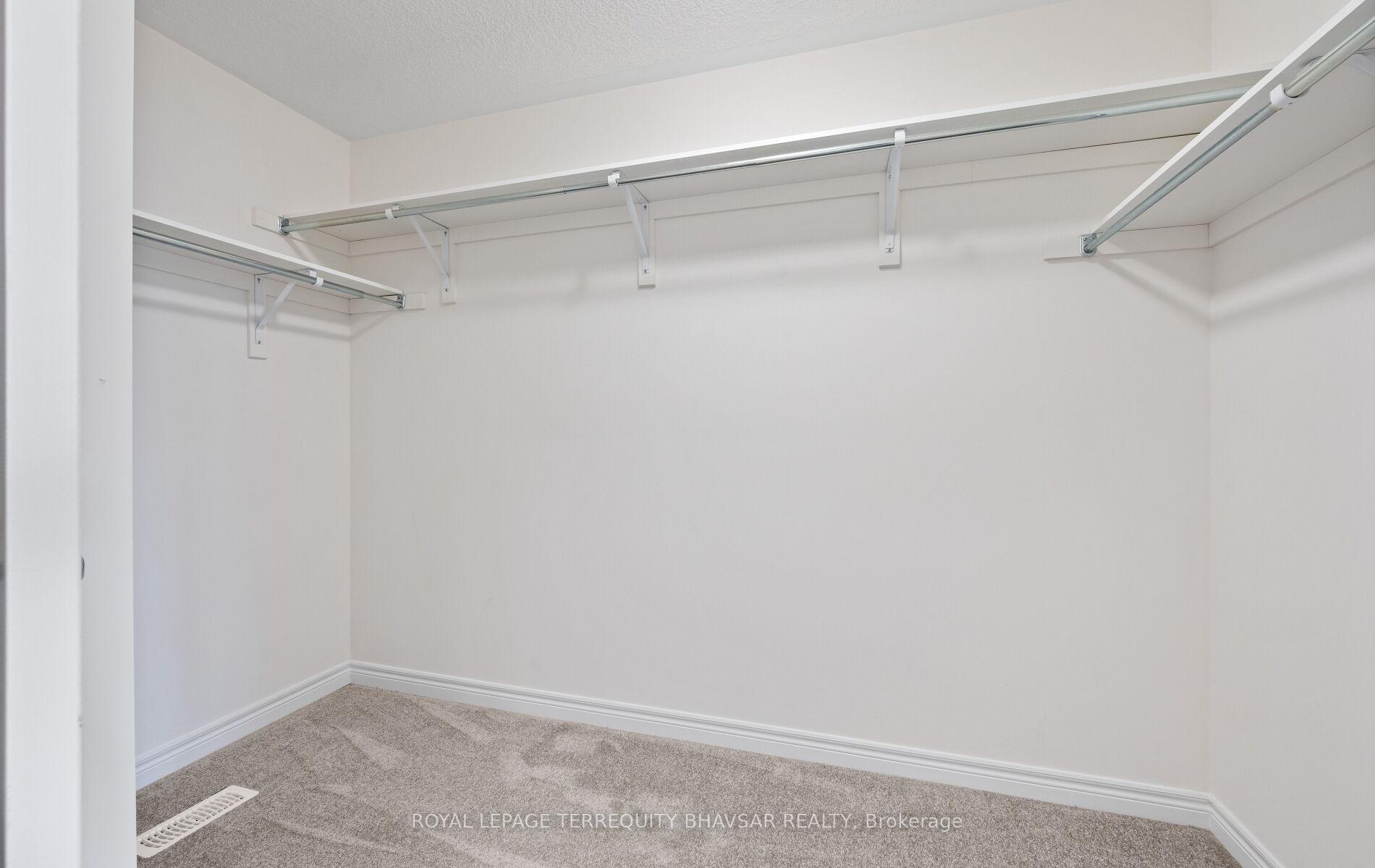 Photo 34 of 81 Grassbourne Avenue, Kitchener — HOMEH