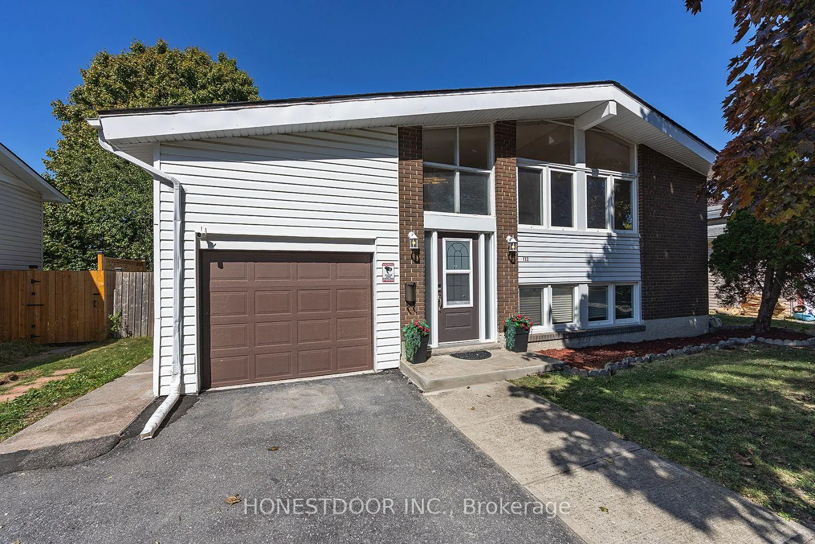 Photo 2 of 172 Casterton Avenue, Kingston, Central City West — HOMEH