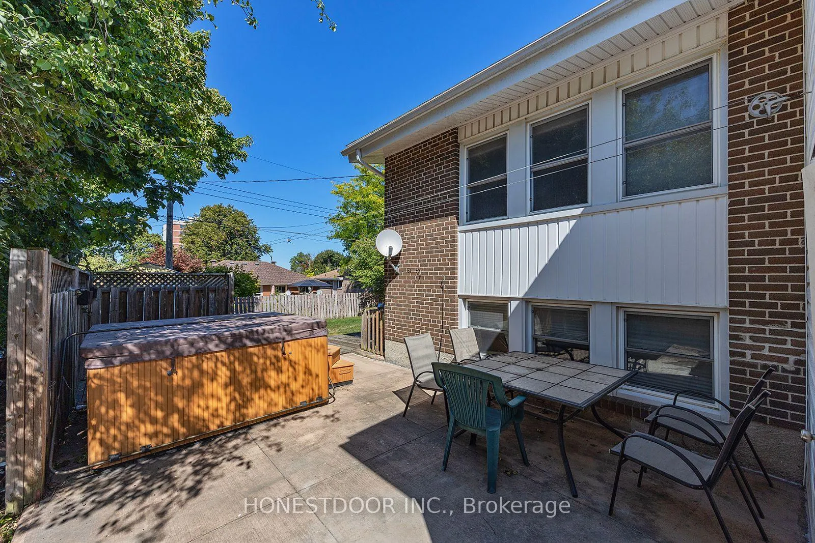 Photo 8 of 172 Casterton Avenue, Kingston, Central City West — HOMEH