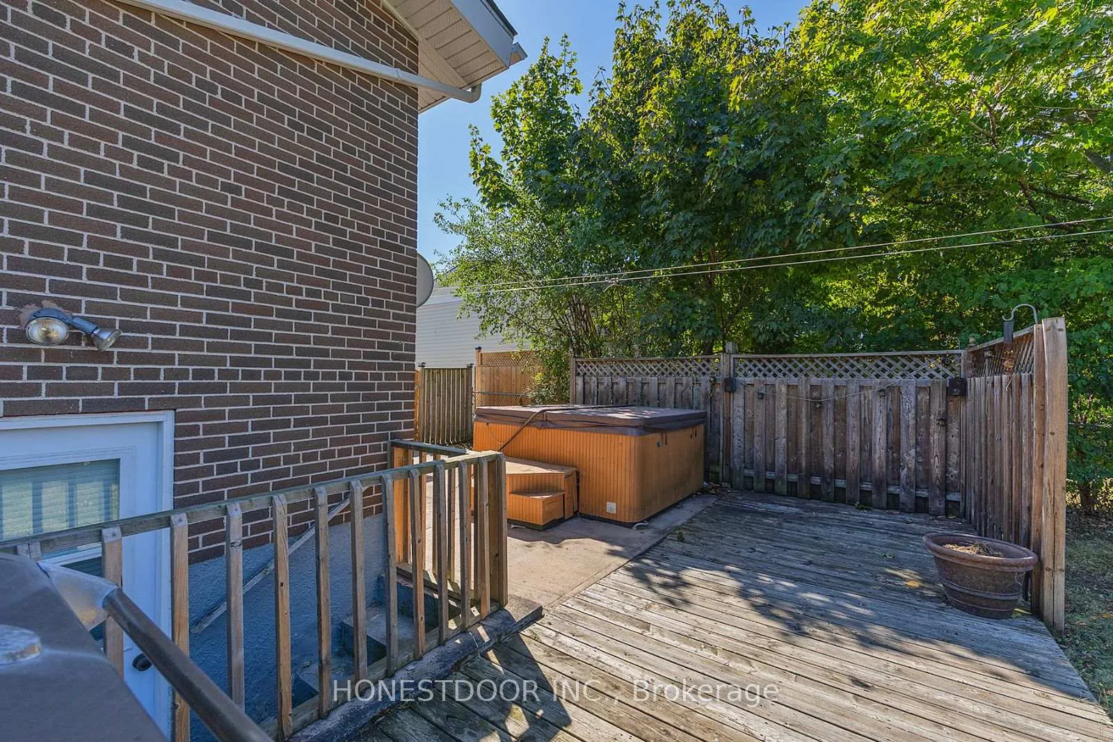 Photo 16 of 172 Casterton Avenue, Kingston, Central City West — HOMEH