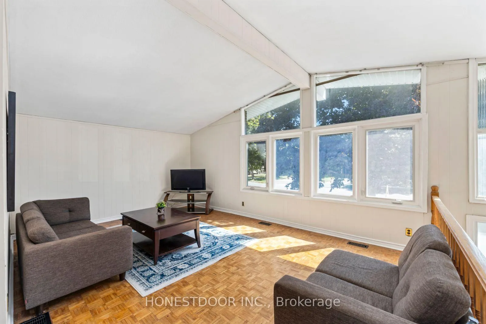 Photo 20 of 172 Casterton Avenue, Kingston, Central City West — HOMEH